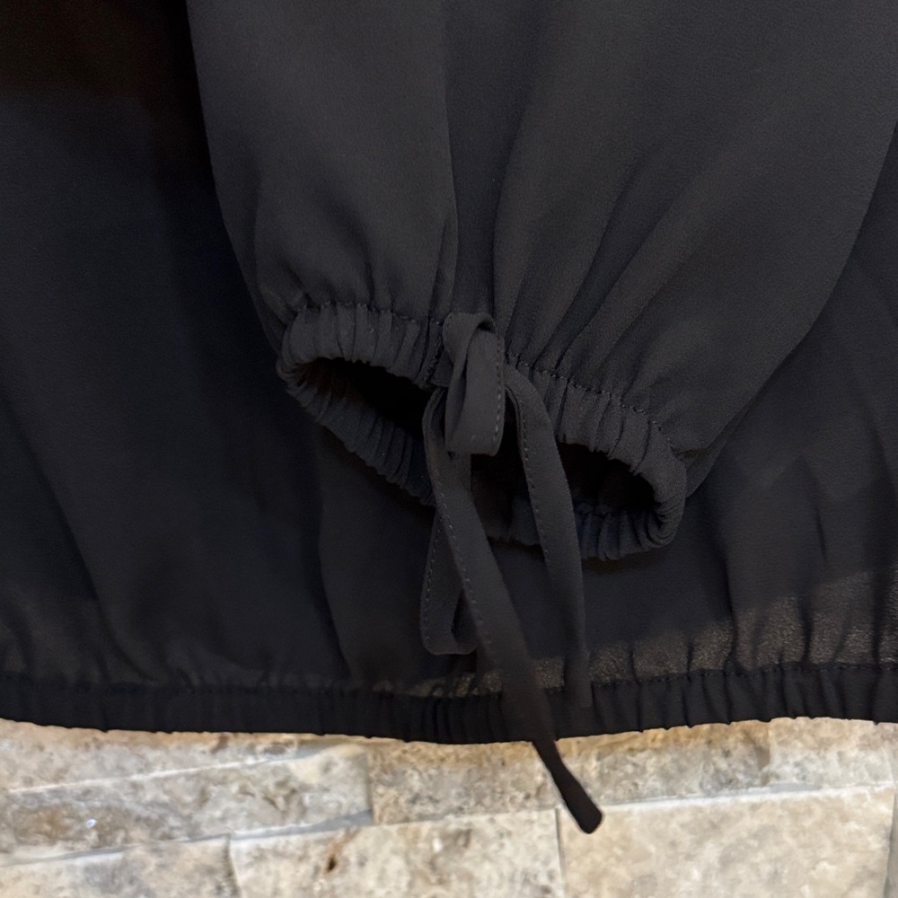 MICHAEL Michael Kors Black Off-Shoulder Blouse - Picture 4 of 5